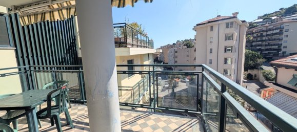 Apartamento T3 em Sanremo, Italy N.º 376624 21