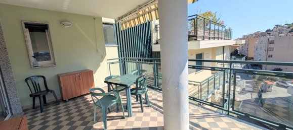 Apartamento T3 em Sanremo, Italy N.º 376624 23