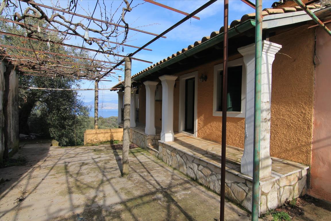 3 dormitorios propiedad comercial en venta en Corfu, Central Corfu and Diapontian Islands, Corfu, Ionian Islands, Peloponnese, Western Greece and the Ionian, Greece № 5224