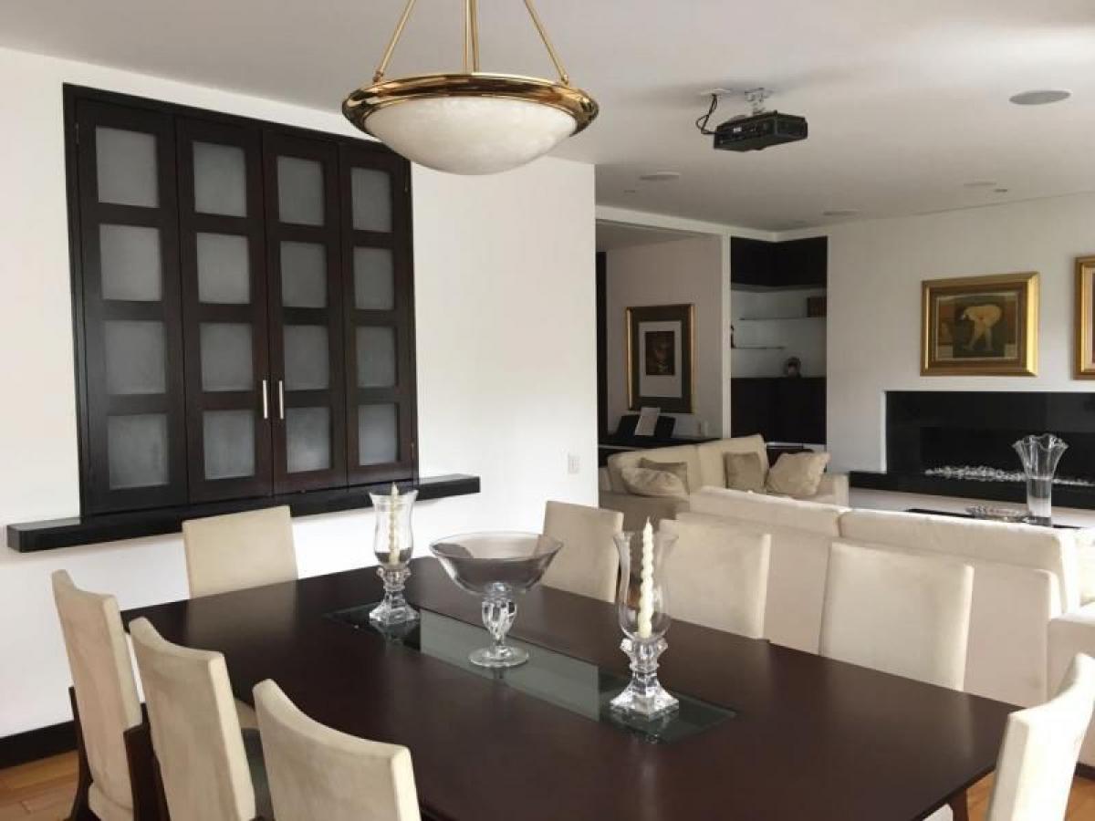 2 bedrooms House in Bogota, Colombia No. 13852