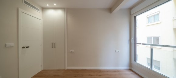 Apartamento de 4 dormitorios en Alicante, Spain No. 153309 51