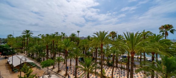 Apartamento de 4 dormitorios en Alicante, Spain No. 153309 36