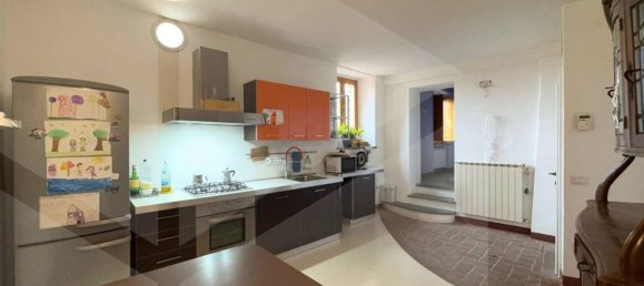 7-salle Appartement à Peccioli, Italy No. 23016 13