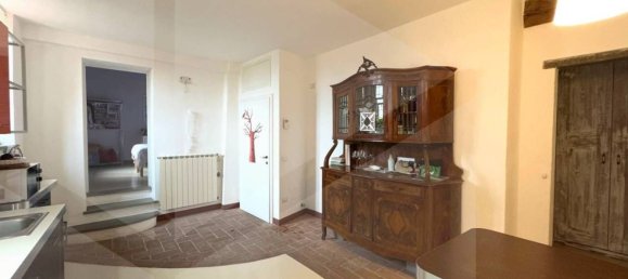 7-salle Appartement à Peccioli, Italy No. 23016 14