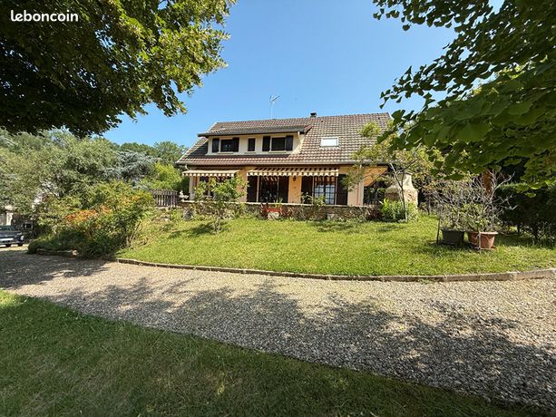 5 Schlafzimmer Haus in Montmorot, France, Nr. 359667