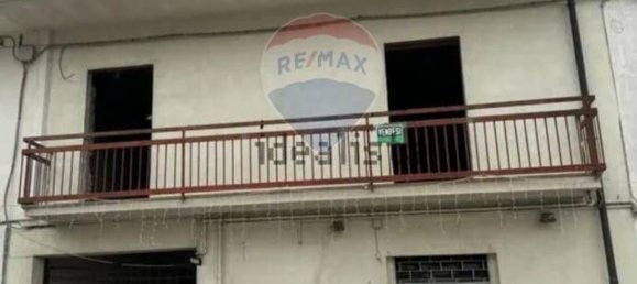 Casa de 4 habitaciónes en Santi Cosma e Damiano, Italy No. 275337 12