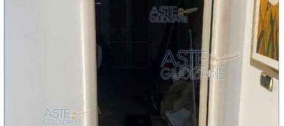 8 rooms Apartment in Ottaviano, Italy No. 10979 37