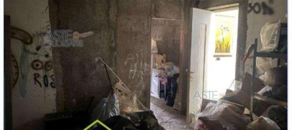 8 rooms Apartment in Ottaviano, Italy No. 10979 46