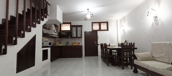 Дом с 4 комнатами в Рим, Италия № 8687 25