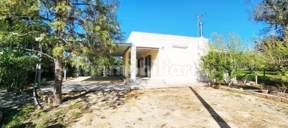 2 bedrooms Villa in Oria, Italy No. 281839 12
