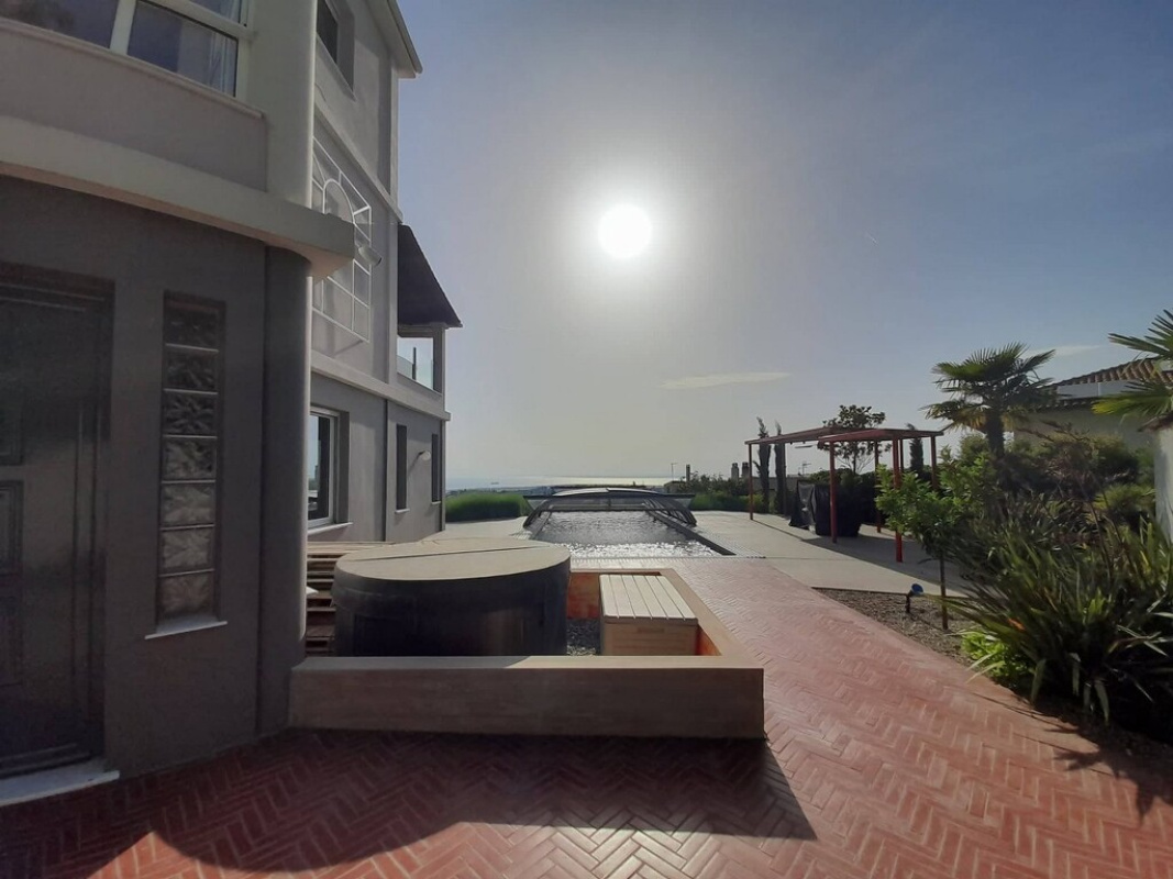 7 bedrooms Villa in Thessaloniki, Greece No. 1516