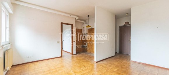 2 rooms Apartment in Settimo Milanese, Italy No. 136029 2