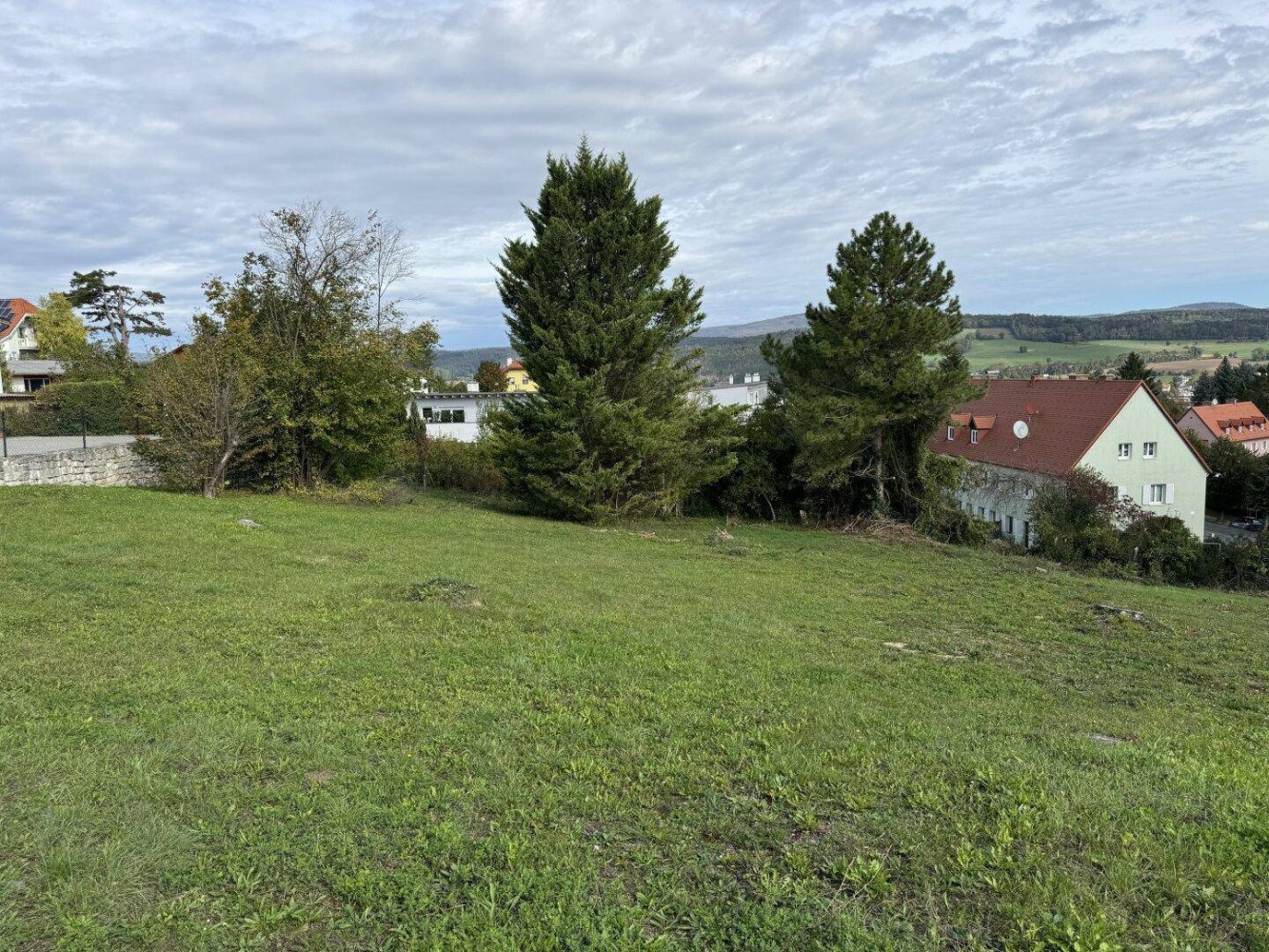 747m² Land in Berndorf, Austria No. 111010