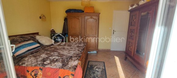 3 Schlafzimmer Haus in La Chapelle-Gonaguet, France, Nr. 102338 12