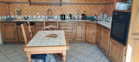 3 Schlafzimmer Haus in La Chapelle-Gonaguet, France, Nr. 102338 4