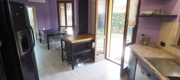 3 bedrooms Villa in Saronno, Italy No. 237020 33