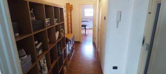3 bedrooms Villa in Saronno, Italy No. 237020 22
