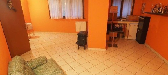 3 bedrooms Villa in Saronno, Italy No. 237020 14