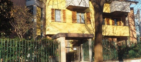 3 bedrooms Villa in Saronno, Italy No. 237020 32