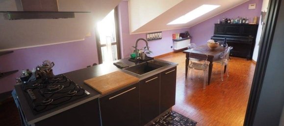 3 bedrooms Villa in Saronno, Italy No. 237020 18