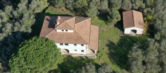 9 bedrooms House in Palaia, Italy No. 56892 2