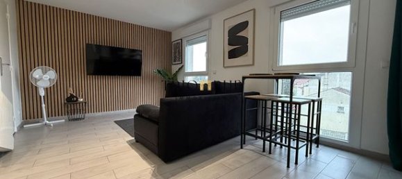 6 Schlafzimmer Wohnung in Montreuil, France, Nr. 310850 3