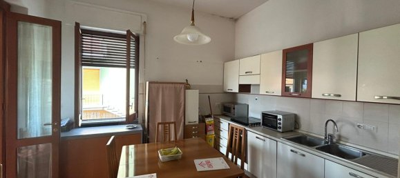 5 bedrooms House in San Giorgio del Sannio, Italy No. 333903 8