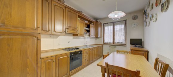 Квартира с 5 комнатами в Грульяско, Италия № 222337 32