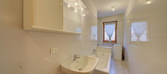 Квартира с 5 комнатами в Грульяско, Италия № 222337 55