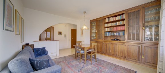 Квартира с 5 комнатами в Грульяско, Италия № 222337 12