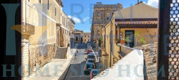 10 rooms House in Noto, Italy No. 156542 51