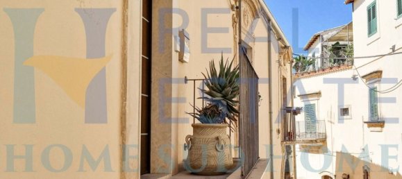 10 rooms House in Noto, Italy No. 156542 26
