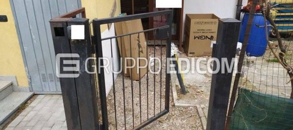 2-salle Appartement à Fagnano Olona, Italy No. 186484 4