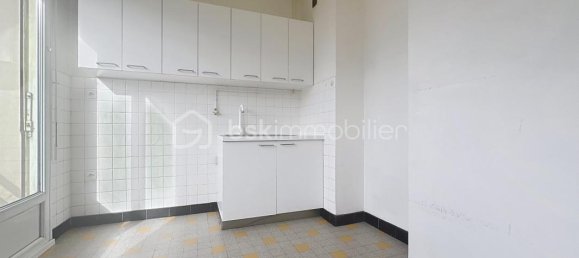 1 bedroom Apartment in Grenoble, France No. 258541 7