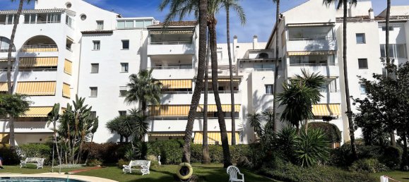 Apartamento de 4 dormitorios en Estepona, Spain No. 151671 10