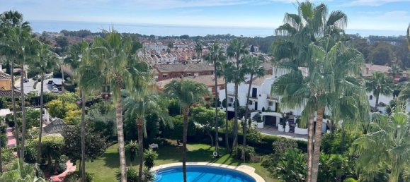 Apartamento de 4 dormitorios en Estepona, Spain No. 151671 12