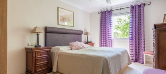 Apartamento de 4 dormitorios en Estepona, Spain No. 151671 24