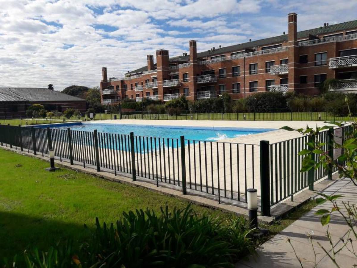 Apartamento T3 em San Isidro, Argentina N.º 68612