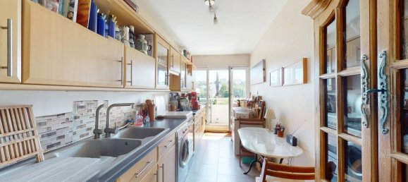 3 Schlafzimmer Wohnung in Lyon, France, Nr. 339121 4