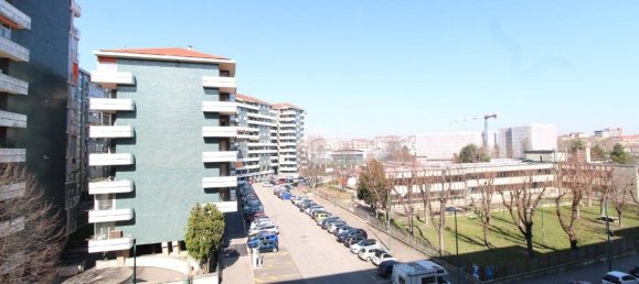 3 bedrooms Apartment in Turin, Italy No. 54673 11