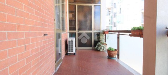 3 bedrooms Apartment in Turin, Italy No. 54673 9