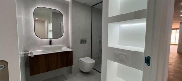 Квартира с 4 спальнями в Пальма-де-Майорка, Испания № 182460 4