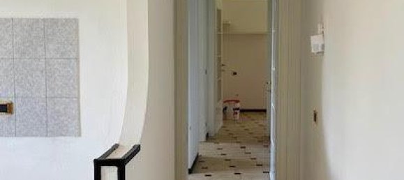 Apartamento de 3 habitaciónes en Ponte Lambro, Italy No. 11655 7