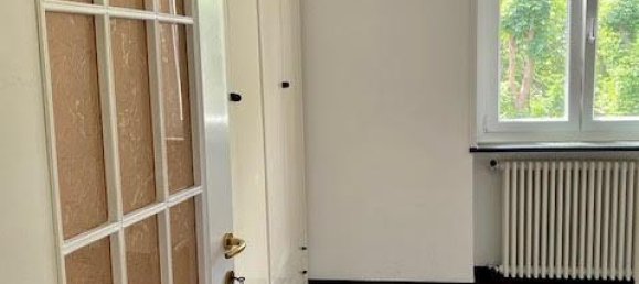 Apartamento de 3 habitaciónes en Ponte Lambro, Italy No. 11655 11