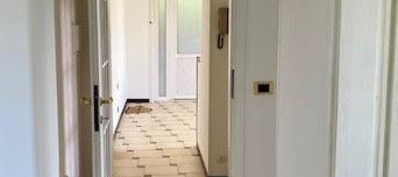 Apartamento de 3 habitaciónes en Ponte Lambro, Italy No. 11655 10