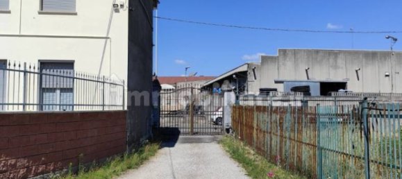 2 Schlafzimmer Haus in Verona, Italy, Nr. 271015 17