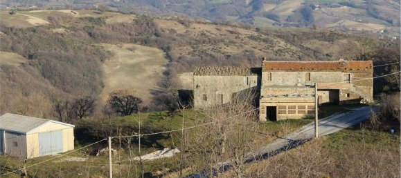 20 rooms House in Valfabbrica, Italy No. 112525 24