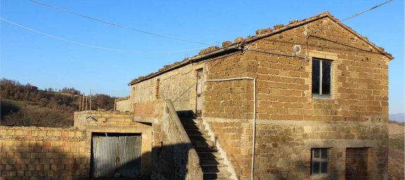 20 rooms House in Valfabbrica, Italy No. 112525 7