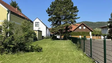  Land in Pfaffstatten, Austria No. 164377