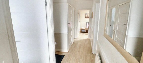 Bungalow de 3 dormitorios en Romford, United Kingdom No. 4816 9